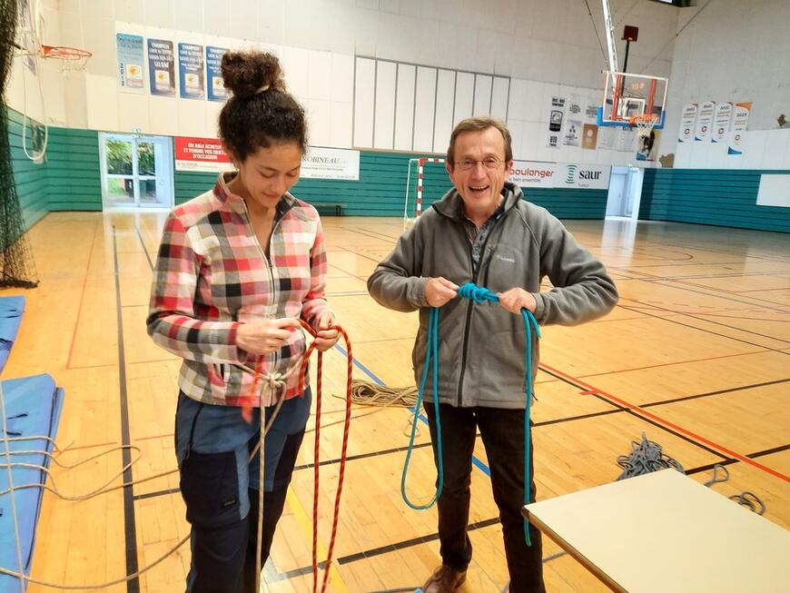 PREMIERES TENTATIVES... PREMIERES TENTATIVES...