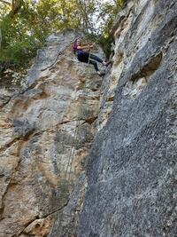 DESCENTE EN RAPPEL DESCENTE EN RAPPEL